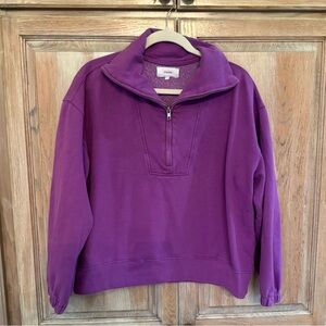 XiRENA Vibrant Purple Kat Sweatshirt